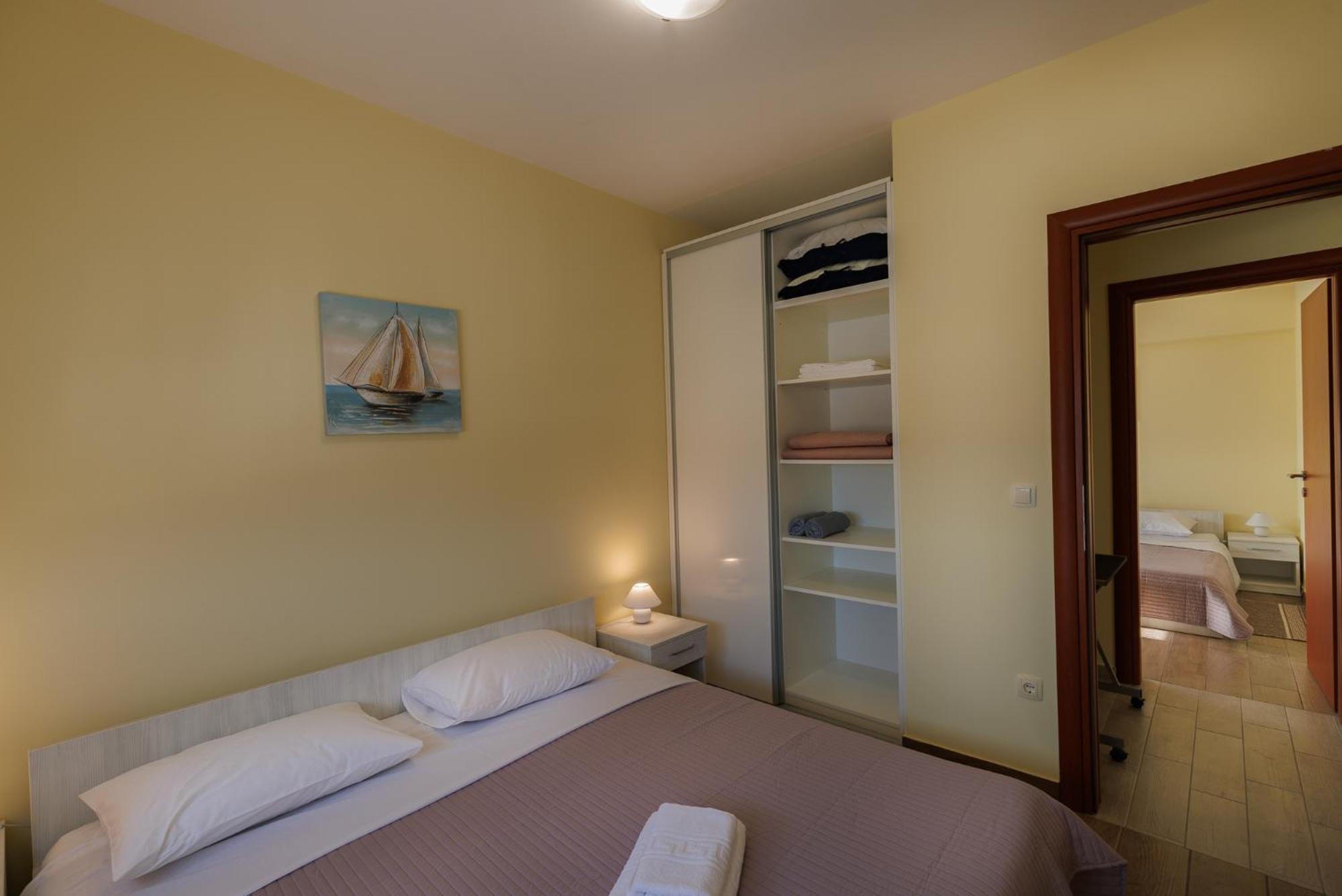 Apartman Maja Komarna Ngoại thất bức ảnh