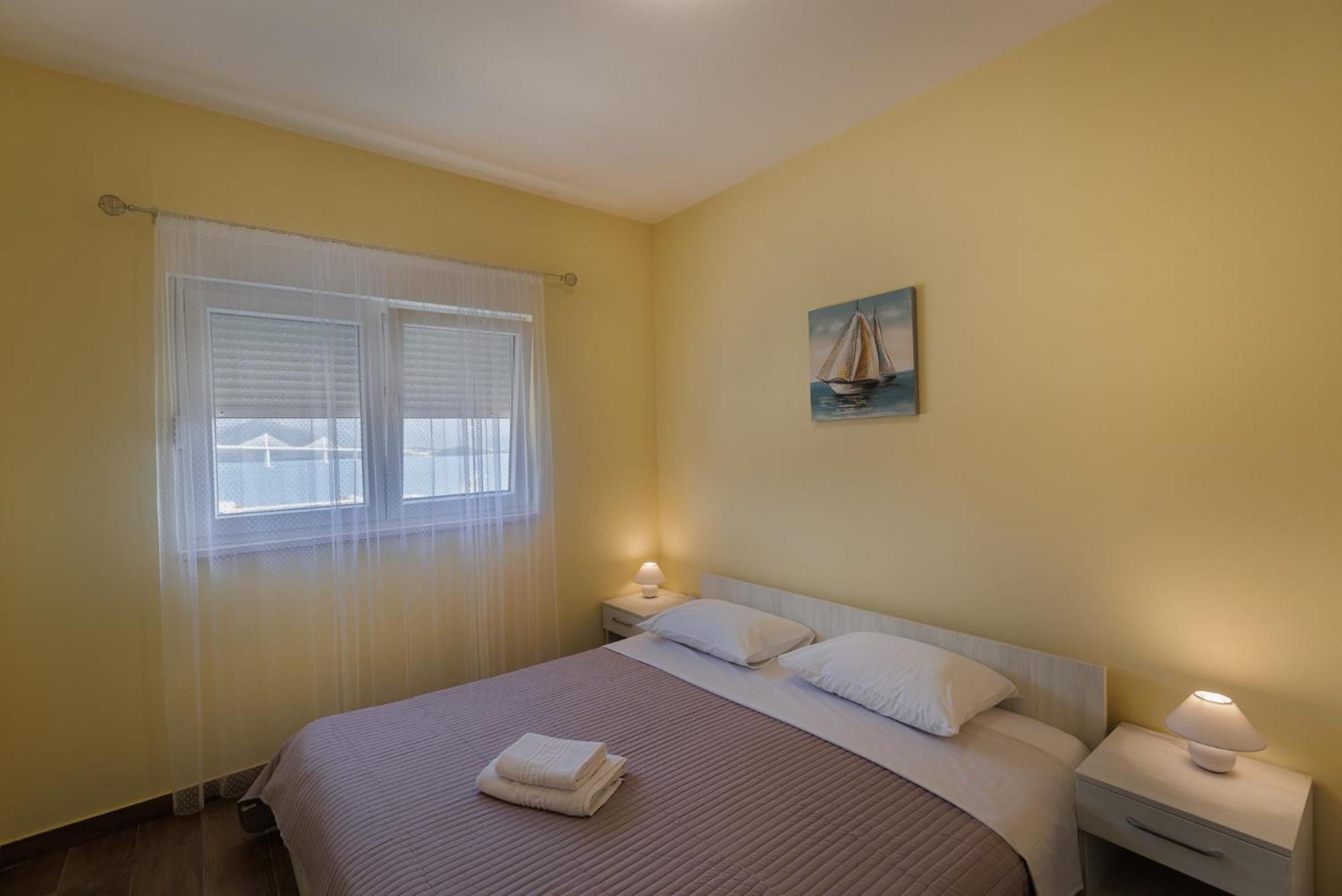 Apartman Maja Komarna Ngoại thất bức ảnh